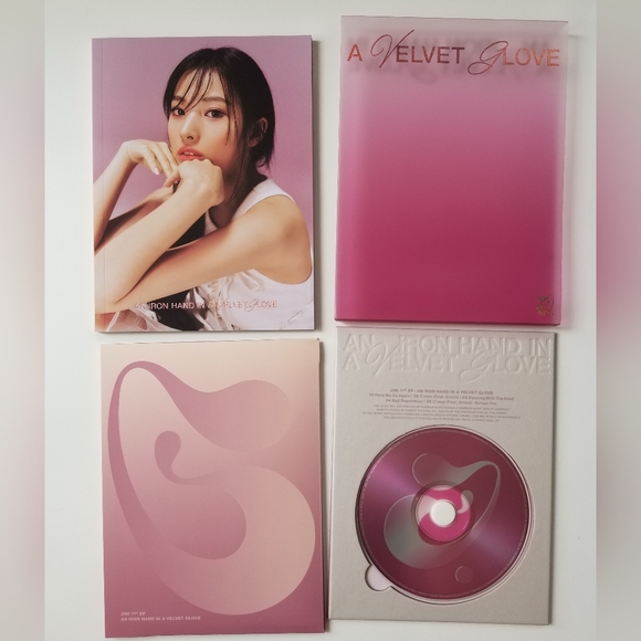 Jini's 1st Mini Album, "An Iron Hand in A Velvet Glove" (Velvet vers) - Picture 3 of 11